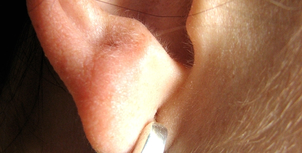 Den péče o&nbsp;sluch